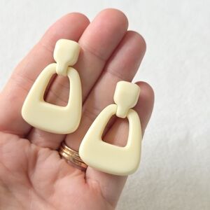 Cream White Geometric Earrings Doorknocker Style Mid Century